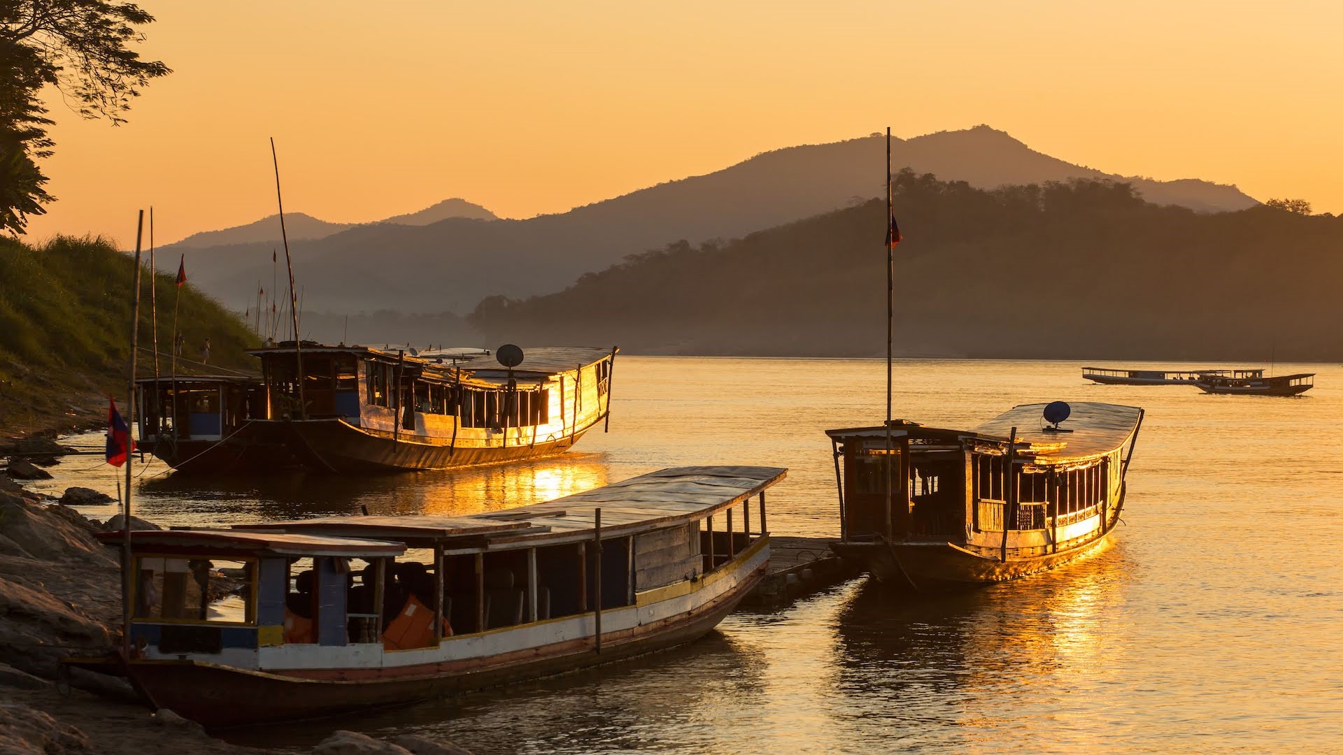LAOS - CAMBODIA - VIETNAM